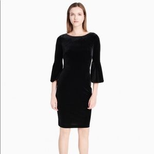 Black Velvet Bell Sleeve Sheat Dress
